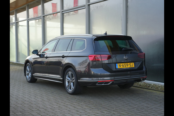 Volkswagen Passat Variant 1.5 TSI R-Line Business + | Achteruitrijcamera | Apple Carplay/Android Auto