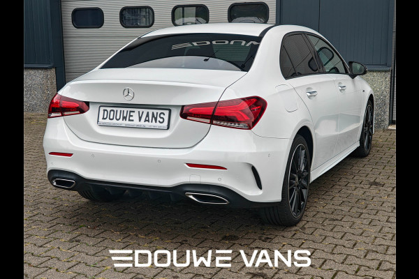 Mercedes-Benz A-Klasse 250e Sedan AMG Panorama Memory Night Pakket Ambienteverlich. Multibeam LED VOL