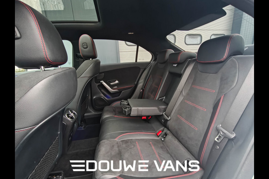 Mercedes-Benz A-Klasse 250e Sedan AMG Panorama Memory Night Pakket Ambienteverlich. Multibeam LED VOL