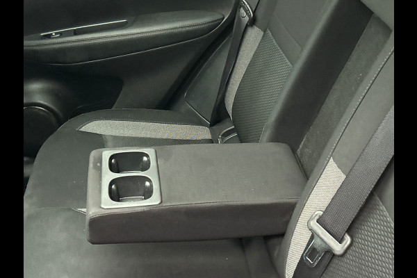 Nissan QASHQAI 1.3 DIG-T Business Edition Carplay Panorama-dak Navigatie 360° Camera Climate-control Cruise