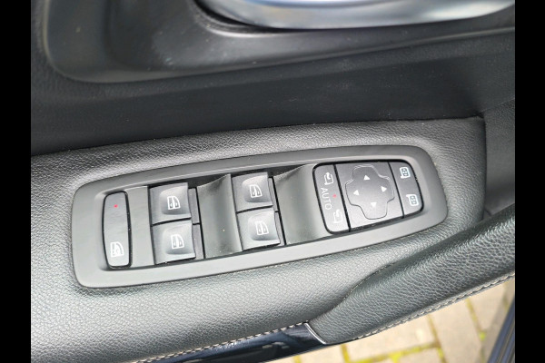 Renault Kadjar 1.3 TCe Limited | Cruisecontrol | Navigatie | Parkeersensoren |