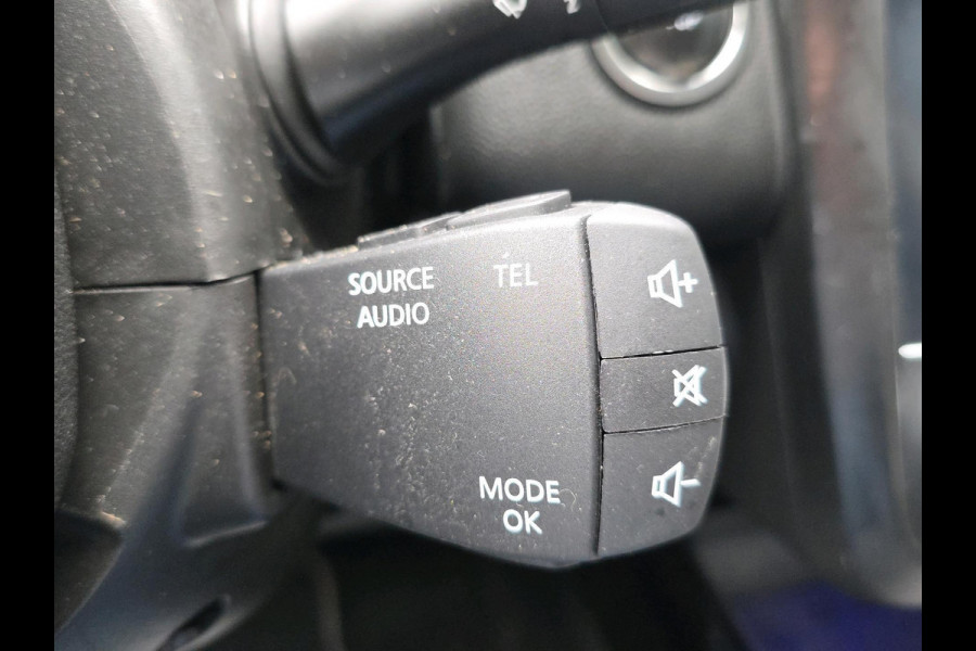 Renault Kadjar 1.3 TCe Limited | Cruisecontrol | Navigatie | Parkeersensoren |