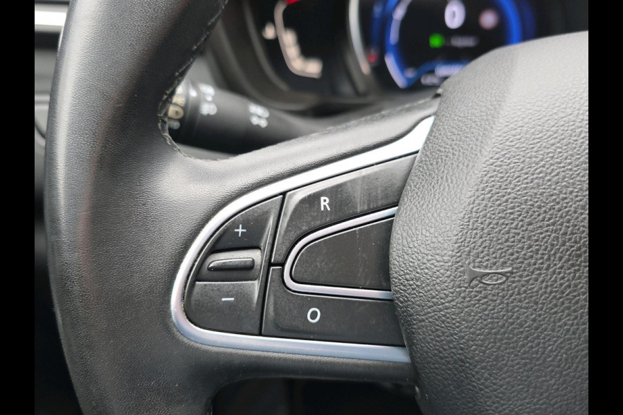 Renault Kadjar 1.3 TCe Limited | Cruisecontrol | Navigatie | Parkeersensoren |