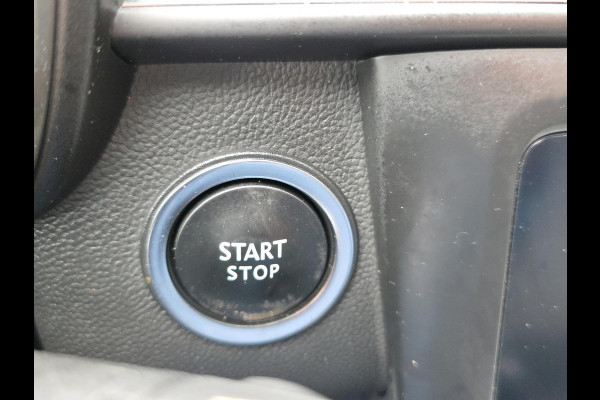 Renault Kadjar 1.3 TCe Limited | Cruisecontrol | Navigatie | Parkeersensoren |