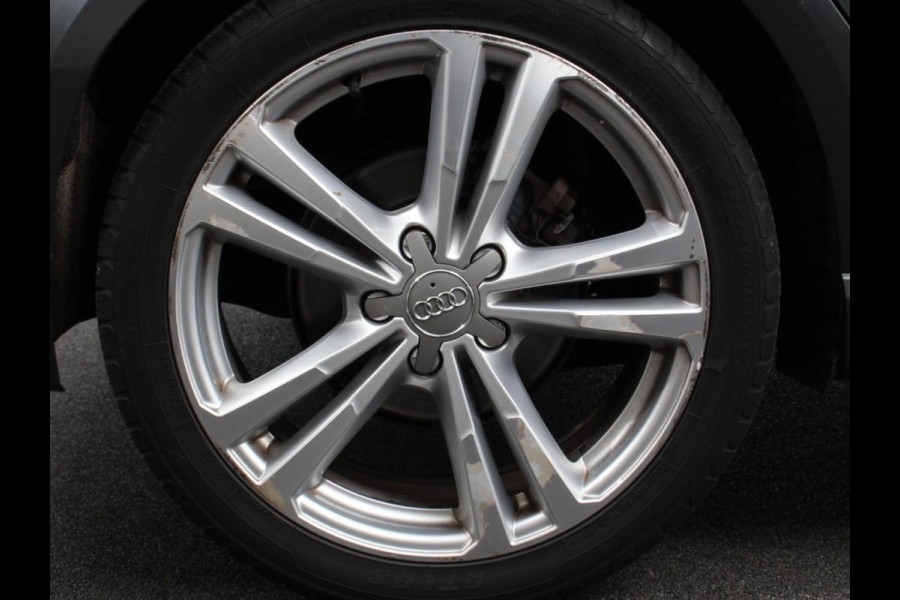 Audi A3 Sportback 1.5 TFSI CNG Automaat S-Line Navigatie Parkeersensoren achter Cruise Control Stoelverwarming 18"Lichtmetalen velgen Ledverlichting Climate Control