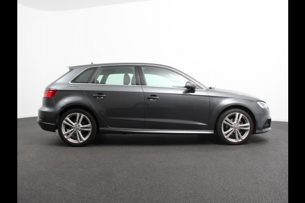 Audi A3 Sportback 1.5 TFSI CNG Automaat S-Line Navigatie Parkeersensoren achter Cruise Control Stoelverwarming 18"Lichtmetalen velgen Ledverlichting Climate Control