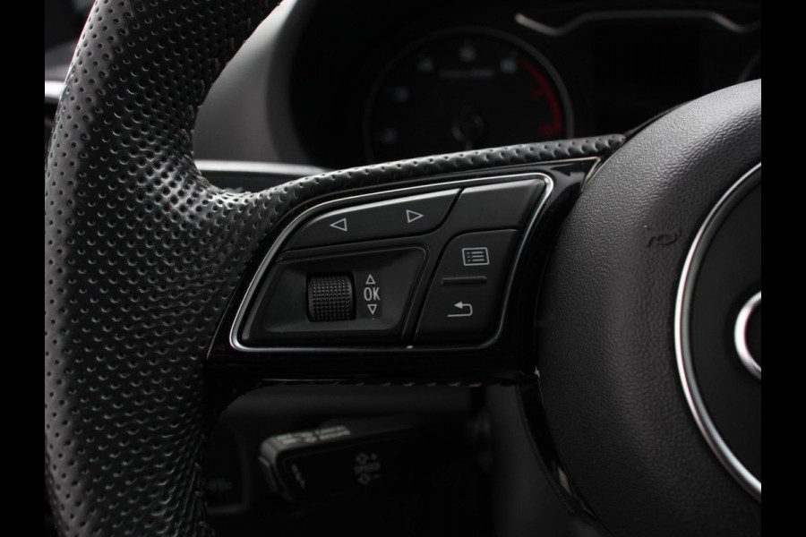 Audi A3 Sportback 1.5 TFSI CNG Automaat S-Line Navigatie Parkeersensoren achter Cruise Control Stoelverwarming 18"Lichtmetalen velgen Ledverlichting Climate Control