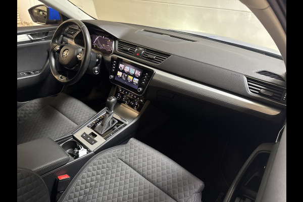 Škoda Superb Combi iV 218PK DSG HYBRID BUSINESS TREKHAAK/NAVI/CANTON-AUDIO