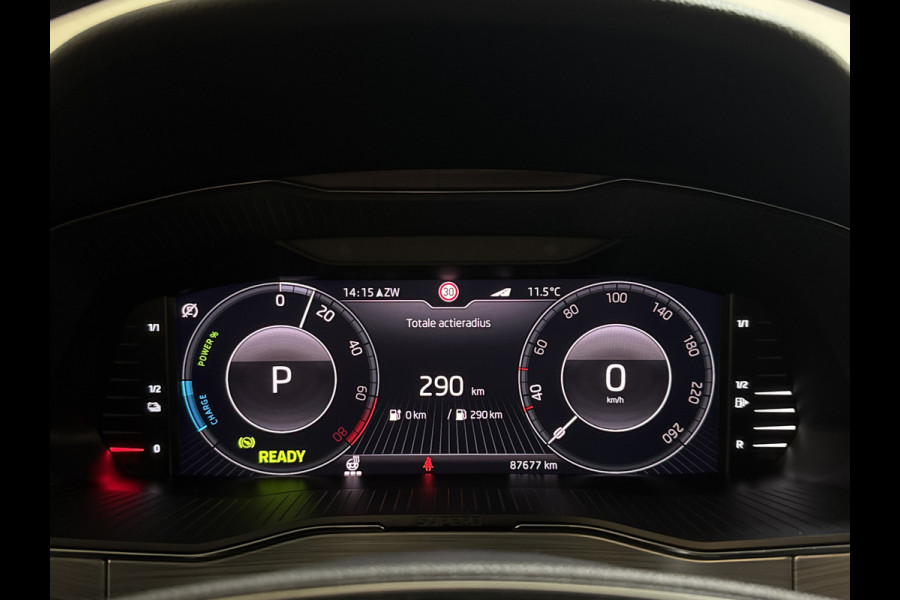 Škoda Superb Combi iV 218PK DSG HYBRID BUSINESS TREKHAAK/NAVI/CANTON-AUDIO