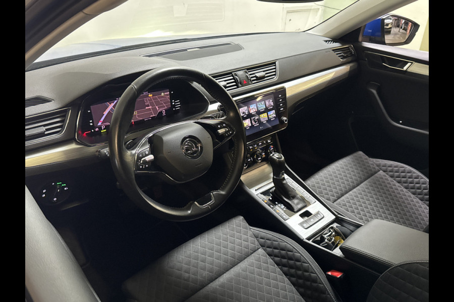 Škoda Superb Combi iV 218PK DSG HYBRID BUSINESS TREKHAAK/NAVI/CANTON-AUDIO