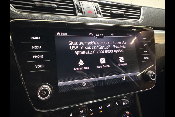 Škoda Superb Combi iV 218PK DSG HYBRID BUSINESS TREKHAAK/NAVI/CANTON-AUDIO