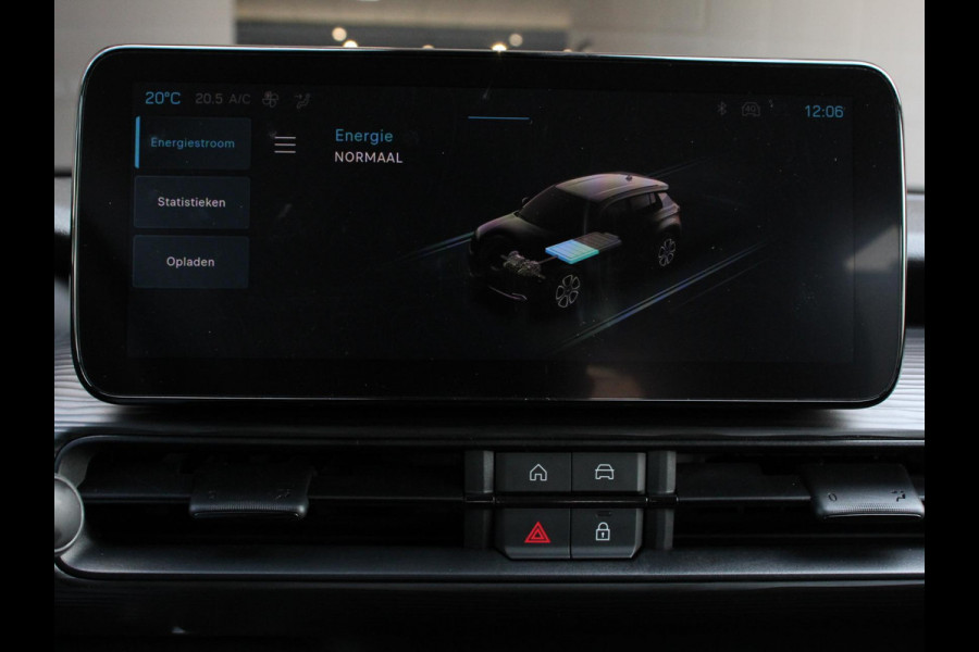 Jeep Avenger Longitude 54 kWh Automaat Navigatie Apple Carplay/Android Auto Parkeersensoren Cruise Control Stoelverwarming Full LED Virtual Cockpit Climate Control