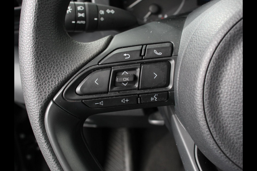 Mazda 2 Hybrid 1.5 Automaat Prime-line Airco Adaptieve cruise control Achteruitrijcamera Lane assist Radio Navigatie Apple Carplay/Android auto