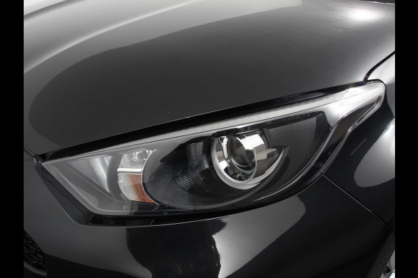 Mazda 2 Hybrid 1.5 Automaat Prime-line Airco Adaptieve cruise control Achteruitrijcamera Lane assist Radio Navigatie Apple Carplay/Android auto