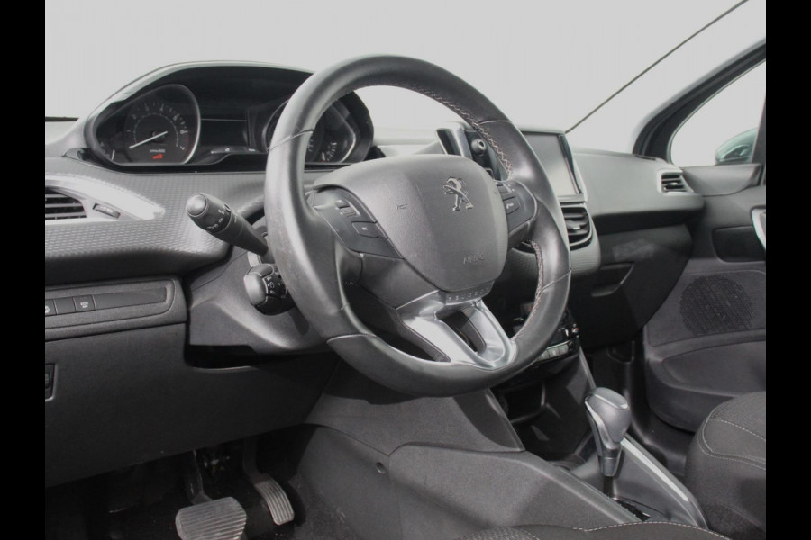 Peugeot 208 1.2 PureTech 110pk Automaat Allure Cruise control Parkeersensoren achter LED Navigatie Climate Control Extra Getint glas Lichtmetalen Velgen