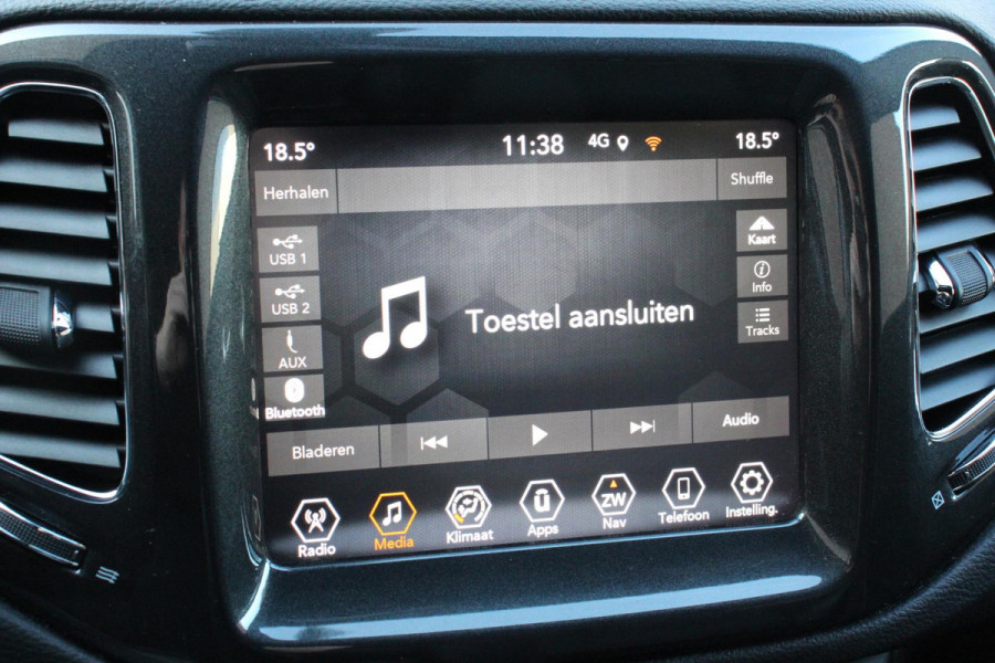 Jeep Compass 4xe 240 Plug-in Hybrid S Navigatie Apple Carplay/Android auto Climate Control Parkeersensoren Camera Elektrisch verstelbare bestuurderstoel Xenon koplampen Stoelverwarming Elektrische achterklep | Afneembare trekhaak