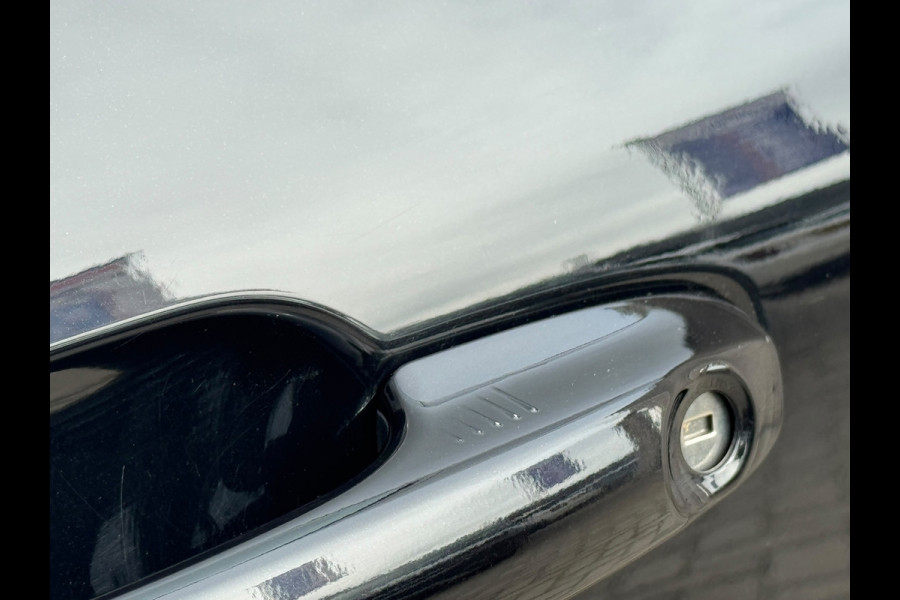 Ford Kuga 2.5 PHEV ST-Line TREKHAAK / CAM / VIRT. COCKP / WARNSPOT / CARPLAY / STLVERW. / PDC / LED / KEYLESS / 4-SEIZ. BAND /