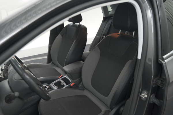 Opel Grandland X Turbo 130 EAT8 Innovation | Trekhaak | Dodehoekdetectie | Apple Carplay | Pack Winter