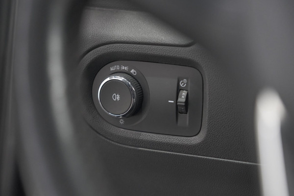 Opel Grandland X Turbo 130 EAT8 Innovation | Trekhaak | Dodehoekdetectie | Apple Carplay | Pack Winter