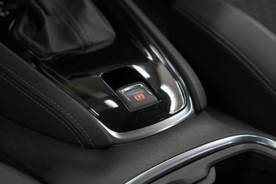 Opel Grandland X Turbo 130 EAT8 Innovation | Trekhaak | Dodehoekdetectie | Apple Carplay | Pack Winter