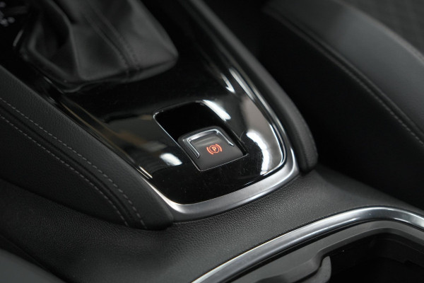 Opel Grandland X Turbo 130 EAT8 Innovation | Trekhaak | Dodehoekdetectie | Apple Carplay | Pack Winter