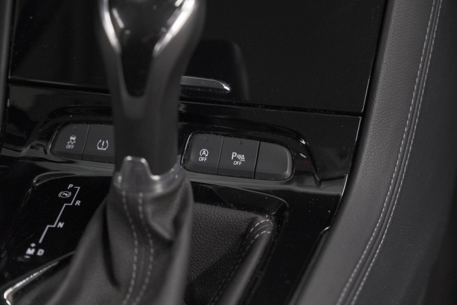 Opel Grandland X Turbo 130 EAT8 Innovation | Trekhaak | Dodehoekdetectie | Apple Carplay | Pack Winter