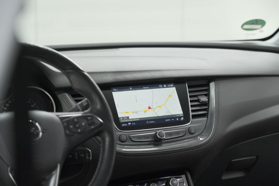 Opel Grandland X Turbo 130 EAT8 Innovation | Trekhaak | Dodehoekdetectie | Apple Carplay | Pack Winter