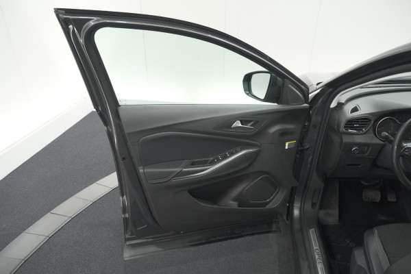 Opel Grandland X Turbo 130 EAT8 Innovation | Trekhaak | Dodehoekdetectie | Apple Carplay | Pack Winter