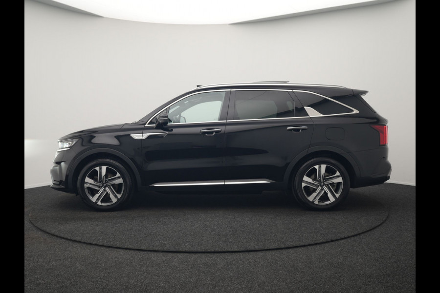 Kia Sorento 1.6 T-GDI 4WD ExecutiveLine PHEV 265pk Dealer O.H. | Trekhaak Afn. | Panodak | Adaptive Cruise | Head Up | Luxe Lederen Comfortstoelen Memory & Ventilatie | 360 Camera | Bose Sound | Stoelen & Stuur Verwarmd | Blis | Keyless | Plug In Hybrid
