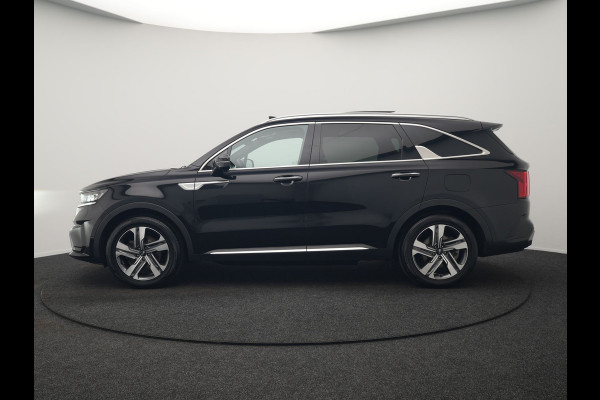 Kia Sorento 1.6 T-GDI 4WD ExecutiveLine PHEV 265pk Dealer O.H. | Trekhaak Afn. | Panodak | Adaptive Cruise | Head Up | Luxe Lederen Comfortstoelen Memory & Ventilatie | 360 Camera | Bose Sound | Stoelen & Stuur Verwarmd | Blis | Keyless | Plug In Hybrid