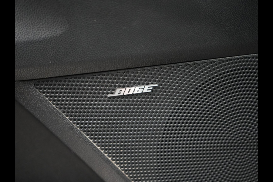 Kia Sorento 1.6 T-GDI 4WD ExecutiveLine PHEV 265pk Dealer O.H. | Trekhaak Afn. | Panodak | Adaptive Cruise | Head Up | Luxe Lederen Comfortstoelen Memory & Ventilatie | 360 Camera | Bose Sound | Stoelen & Stuur Verwarmd | Blis | Keyless | Plug In Hybrid