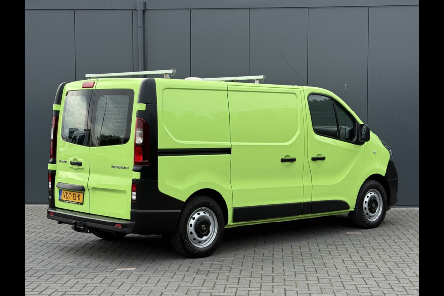 Renault Trafic 1.6 dCi / L1H1 / 1e EIG. / INRICHTING / TREKHAAK / AIRCO / CRUISE / LED / NAVI / 3-ZITS