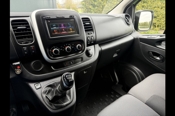 Renault Trafic 1.6 dCi / L1H1 / 1e EIG. / INRICHTING / TREKHAAK / AIRCO / CRUISE / LED / NAVI / 3-ZITS