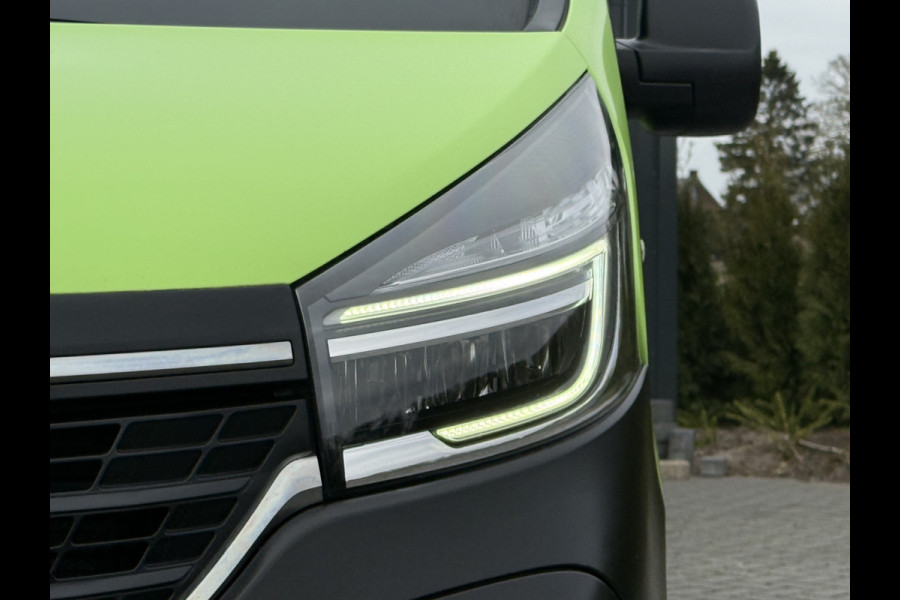 Renault Trafic 1.6 dCi / L1H1 / 1e EIG. / INRICHTING / TREKHAAK / AIRCO / CRUISE / LED / NAVI / 3-ZITS