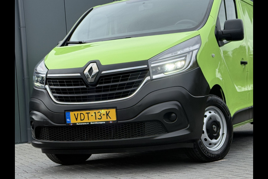 Renault Trafic 1.6 dCi / L1H1 / 1e EIG. / INRICHTING / TREKHAAK / AIRCO / CRUISE / LED / NAVI / 3-ZITS