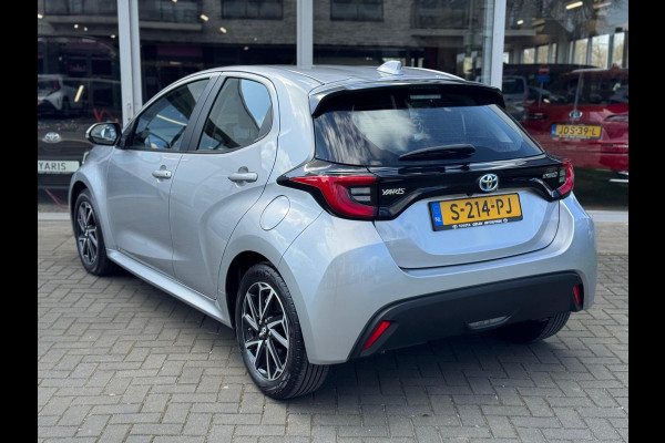 Toyota Yaris 1.5 Hybrid Dynamic | Lichtmetalen velgen, LED, Keyless, Startknop, Licht + Regensensor, Apple CarPlay/Android Auto