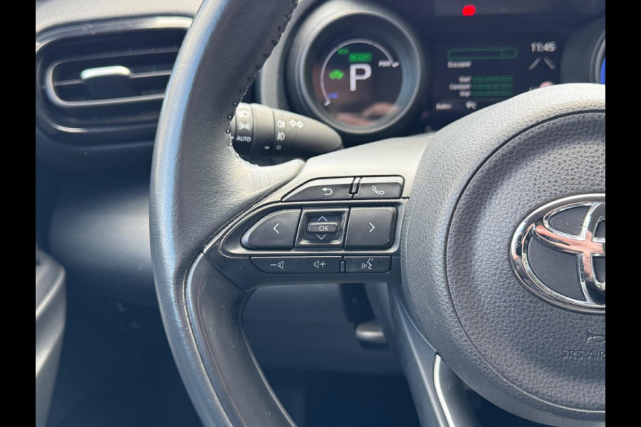 Toyota Yaris 1.5 Hybrid Dynamic | Lichtmetalen velgen, LED, Keyless, Startknop, Licht + Regensensor, Apple CarPlay/Android Auto