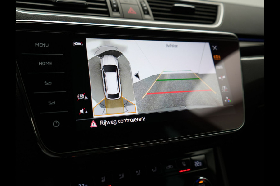Škoda Superb Combi 1.4 TSI iV Laurin & Klement PHEV 218pk Dealer O.H. | Adaptive Cruise | 360 Camera | Canton Audio | Lederen Comfortstoelen Memory & Massage & Ventilatie | Sfeerverlichting | Stoelen & Stuur Verwarmd | Apple Carplay | Blis | Keyless | Plug In Hybrid |