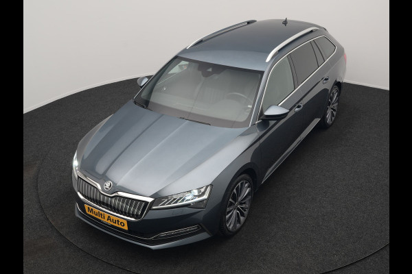 Škoda Superb Combi 1.4 TSI iV Laurin & Klement PHEV 218pk Dealer O.H. | Adaptive Cruise | 360 Camera | Canton Audio | Lederen Comfortstoelen Memory & Massage & Ventilatie | Sfeerverlichting | Stoelen & Stuur Verwarmd | Apple Carplay | Blis | Keyless | Plug In Hybrid |