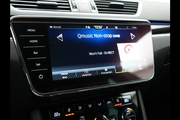 Škoda Superb Combi 1.4 TSI iV Laurin & Klement PHEV 218pk Dealer O.H. | Adaptive Cruise | 360 Camera | Canton Audio | Lederen Comfortstoelen Memory & Massage & Ventilatie | Sfeerverlichting | Stoelen & Stuur Verwarmd | Apple Carplay | Blis | Keyless | Plug In Hybrid |