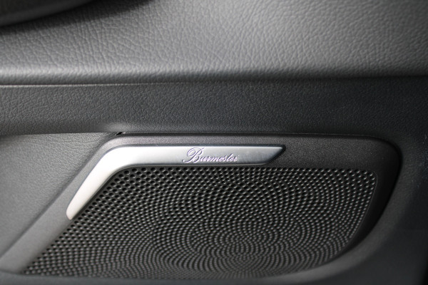 Mercedes-Benz V-Klasse 250d / DC / AMG / Panorama / 2x Elec Schuifd / 360 Cam / Burmester / Vol Opties / NIEUWSTAAT