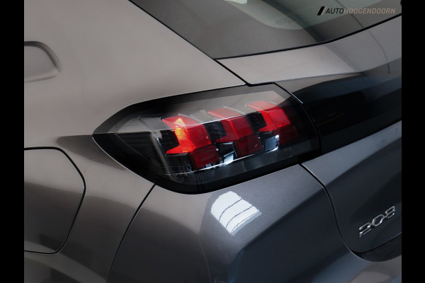 Peugeot 208 1.2 PureTech Active Pack Luxe (PARKEERSENSOREN,CRUISE CONTROL,APPLE CARPLAY,LM-VELGEN,NAVIGATIE,LED,TOPCONDITIE)