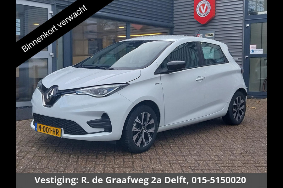 Renault ZOE R135 Limited 52 kWh SOH 96% | Navigatie | 1e eigenaar |