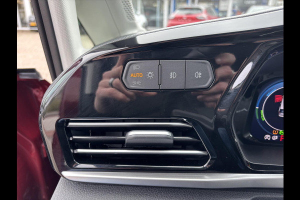 Ford Transit Connect 1.5 EcoBoost PHEV L2 Limited 150pk | AGR stoel | Navigatie | Adaptieve Cruise | Winterpack | BLIS