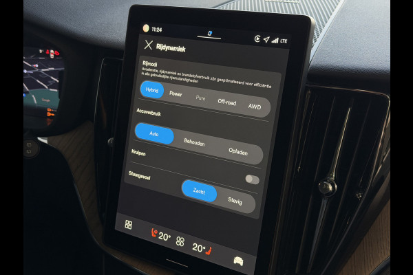 Volvo XC60 2.0 T6 AWD ULTRA DARK NIEUWE AUTO ELEK.TREKHAAK HARMAN KARDON HEADUP 360.CAM LEER SCHUIFDAK PHEV Plug in Hybrid ✅ Top Auto's Wijchen ,  Altijd een Ruim aanbod van Volvo's i  BUSINESS / CORE / BRIGHT / DARK / ULTRA DARK / PLUS DARK / BLACK EDITION  / ESSENTIAL / T6 / T8 ✅
