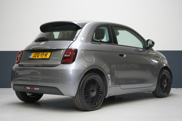 Fiat 500 Icon 42 kWh | Navigatie | Cruise control | Climate control | Lm velgen