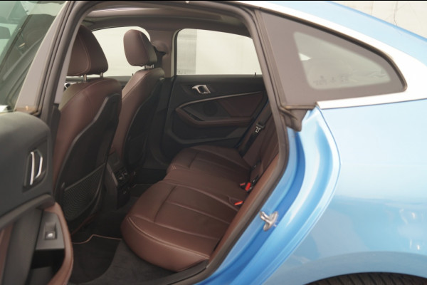BMW 2 Serie Gran Coupé 218i Automaat Executive Luxury -LEER-PANO-ECC-PDC-