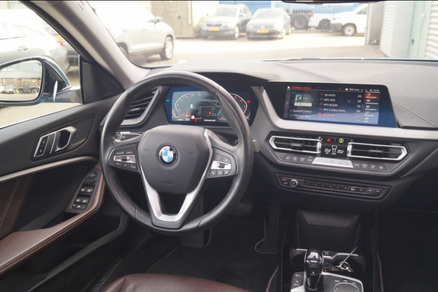BMW 2 Serie Gran Coupé 218i Automaat Executive Luxury -LEER-PANO-ECC-PDC-