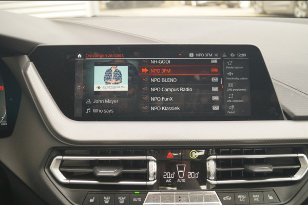 BMW 2 Serie Gran Coupé 218i Automaat Executive Luxury -LEER-PANO-ECC-PDC-