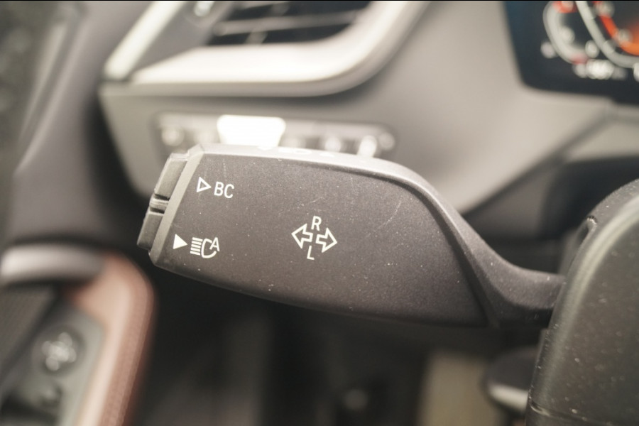 BMW 2 Serie Gran Coupé 218i Automaat Executive Luxury -LEER-PANO-ECC-PDC-